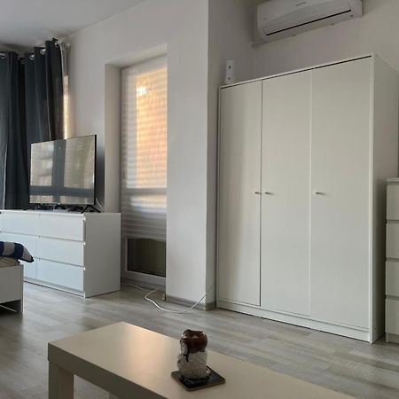 One Rent Apartment Brasov Bagian luar foto